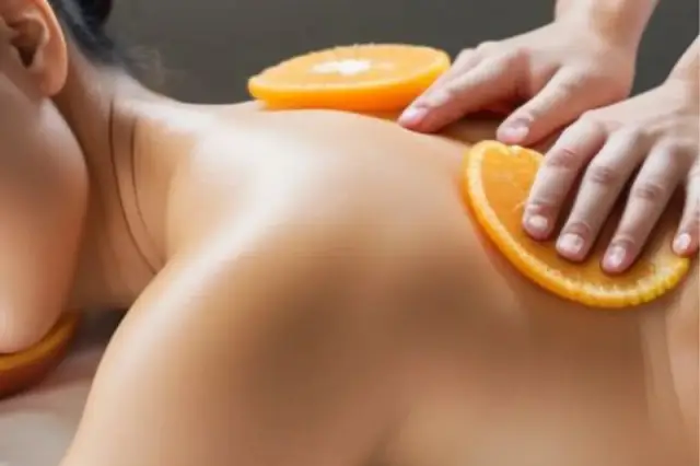 Medicine bag massage at Teeling Thai Spa Dubai Marina
